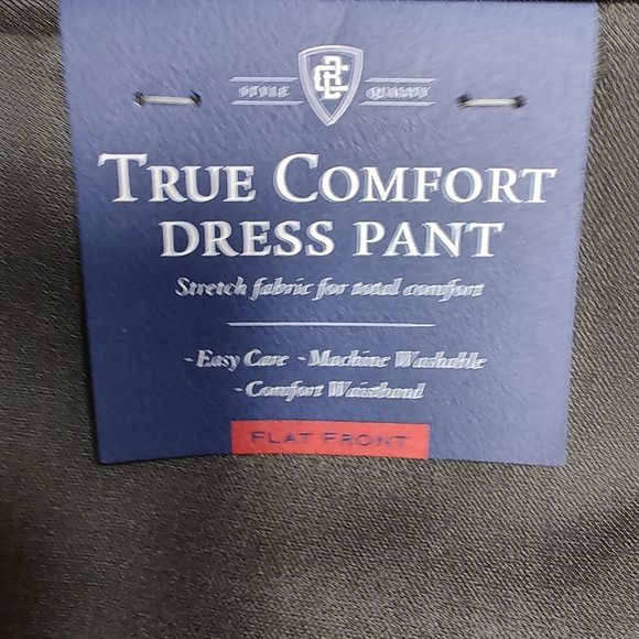 NWT! Croft & Barrow Straight Fit Flat Front Men's Dress Pants - Grey - 42x32 - Picture 5 of 7